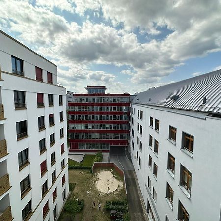 Either Private 2B2B Or Shared 1B1B, Luxury, Bright, Spacious Berlin Extérieur photo